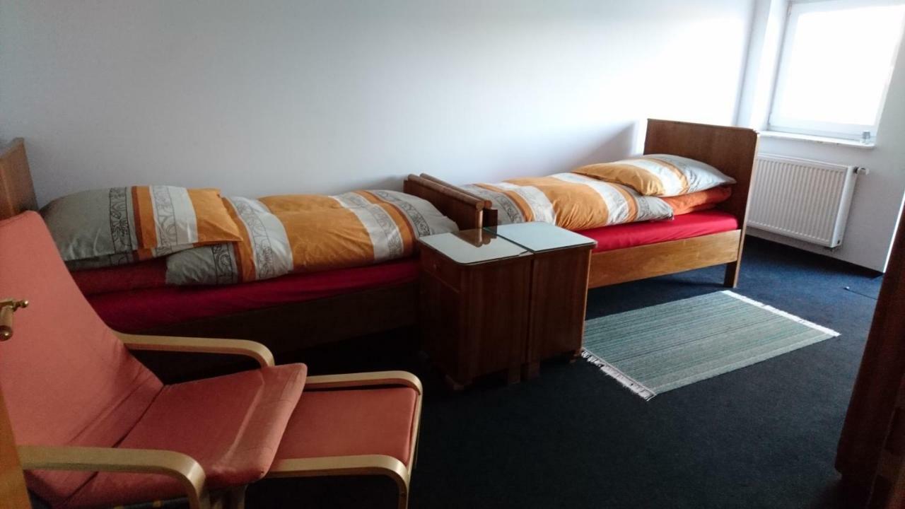 Ferienwohnung Am Waldchen Бад Кисинген Екстериор снимка